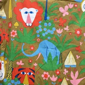 Vintage 60s MCM Graphic Jungle Animal Theme Bedspread Textile Art 110x78